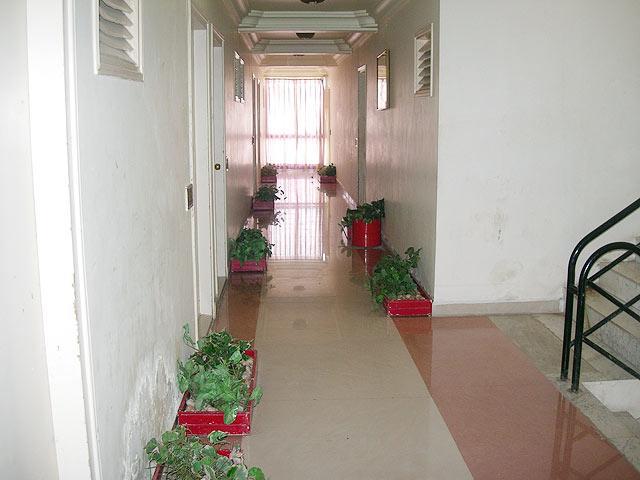 Hotel Aditya Rajkot Extérieur photo